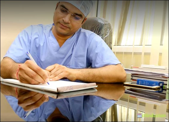 Dr. Sunil Garg - Logo
