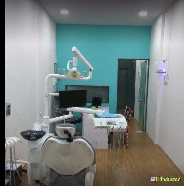 Dr. Thombare's Multispeciality Dental Clinic - Logo
