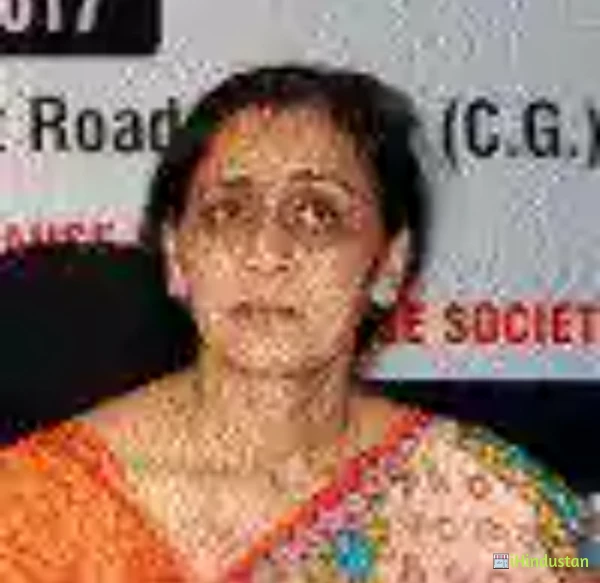 Dr. Tripti Nagaria - Logo