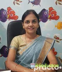 Dr. Varsha Saxena - Logo