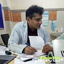 Dr. Vijayant Solanki - Logo