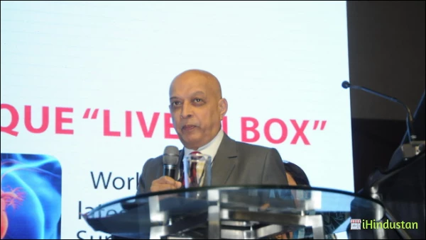 DR. VIJAY DIKSHIT - Logo