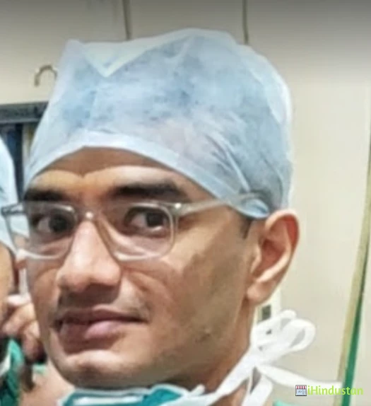 Dr Vishal Naik - Logo