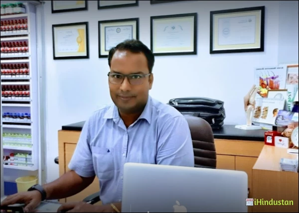 Dr. Vivek Kumar - Logo