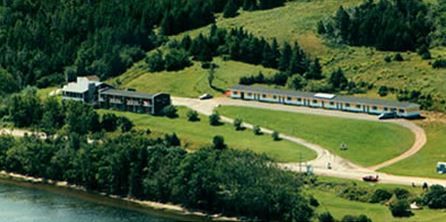 Duck Cove Inn - Logo