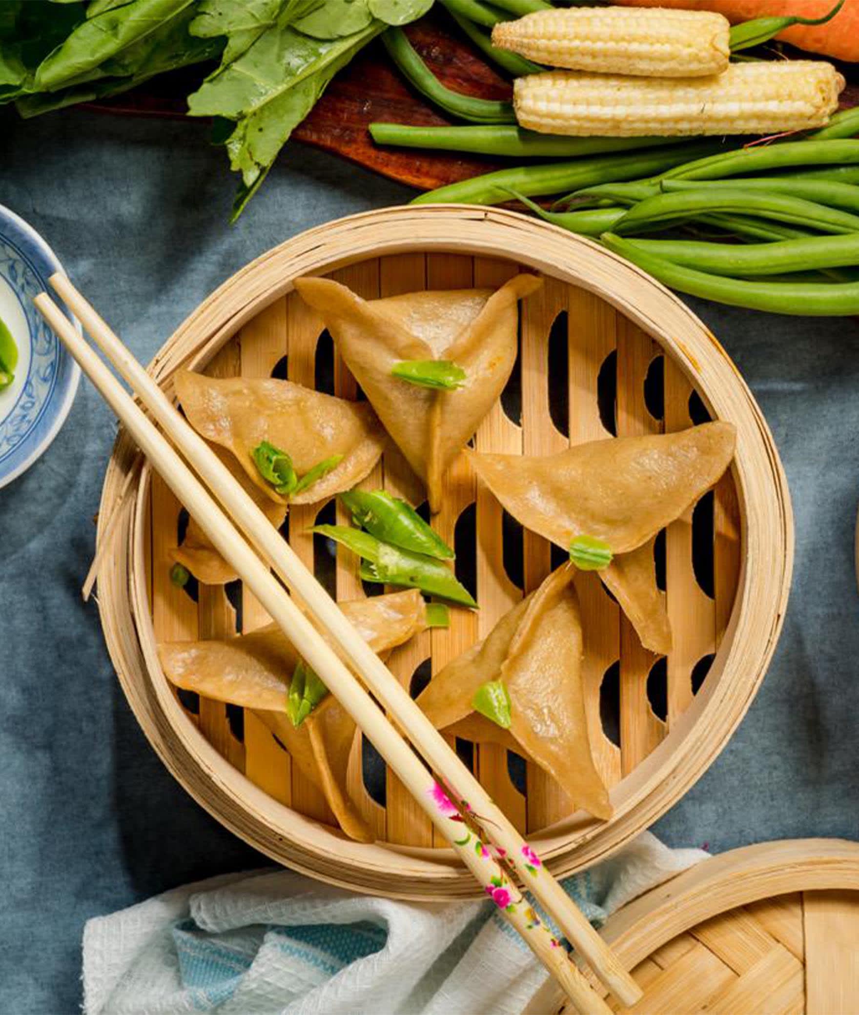 DUMPLING HOOD - Logo