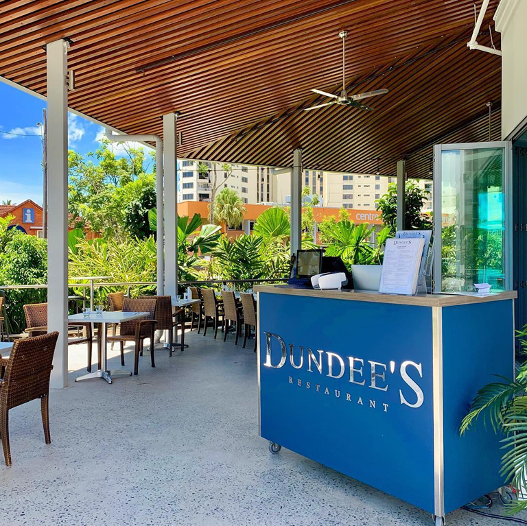 Dundees at the Cairns Aquarium - Logo