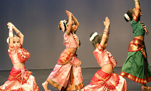 D Unique Move Dance Hall - Logo