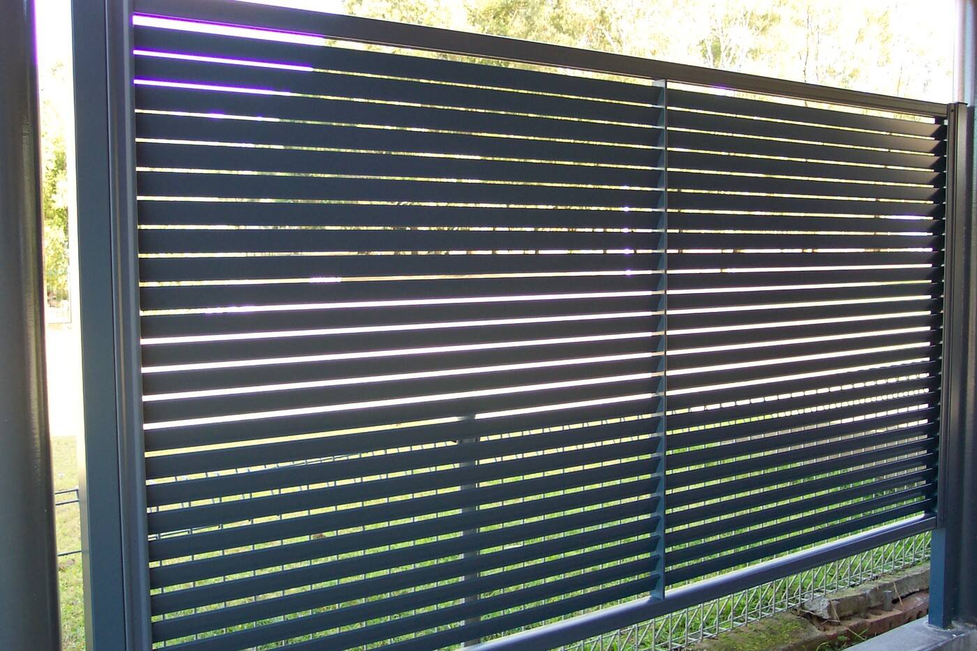 Dunn & Farrugia Fencing and Gates - Logo