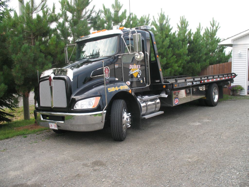 Dunn&s;s Towing - Logo