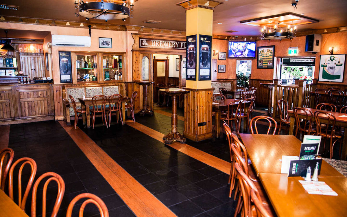 Durty Nelly's Perth - Logo
