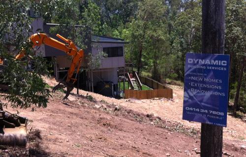Dynamic Building Services - Logo