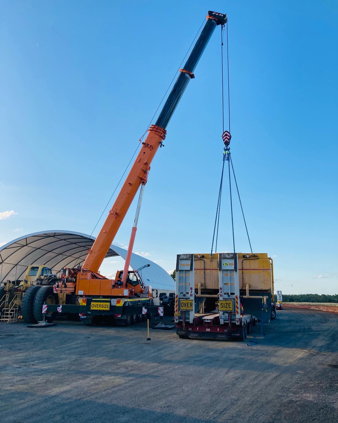 Dynamic Crane Hire - Logo