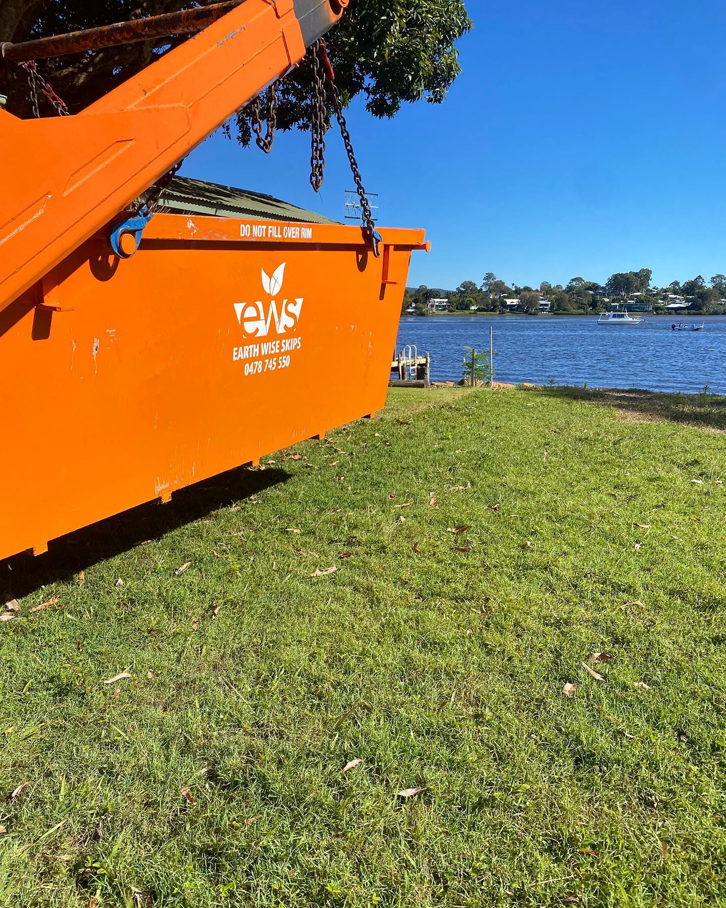 Earth Wise Skips - Logo