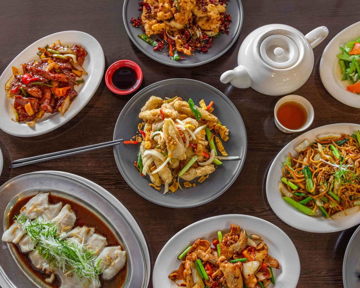 East Taste Restaurant - Logo