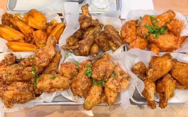 Eateria Fc - Fried Chicken Hut - Logo