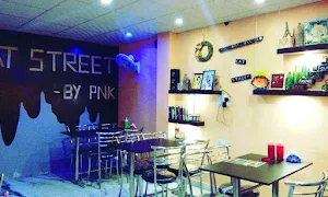 Eat Street By Pnk - Logo