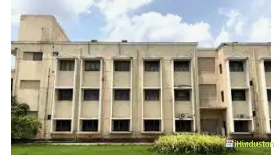 Edge College of Management Studies - Logo