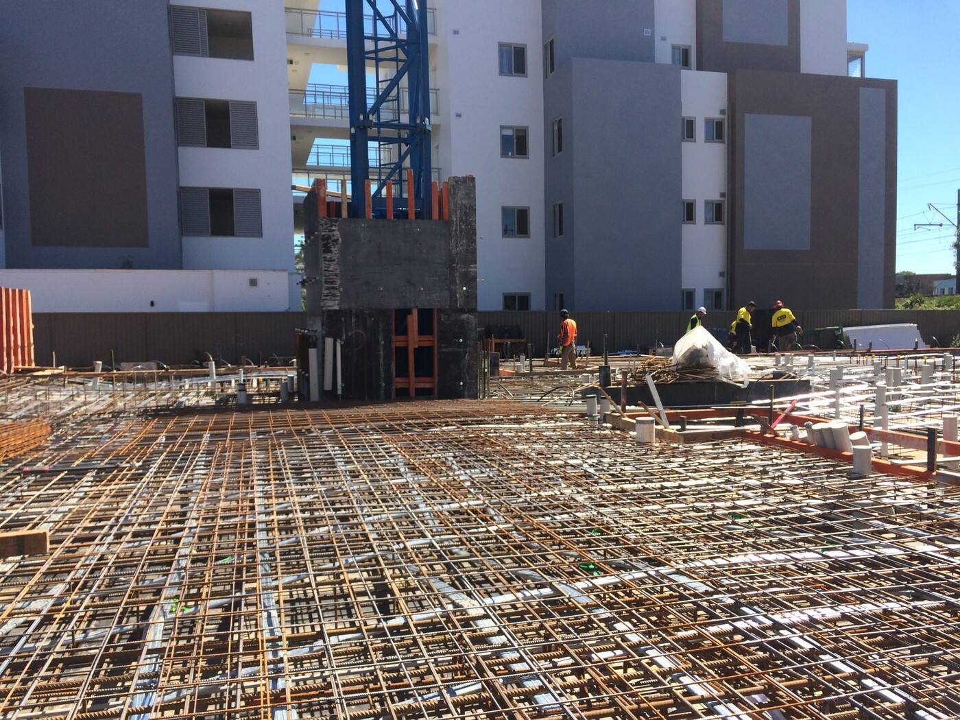 Edge Group Construction - Cover photo