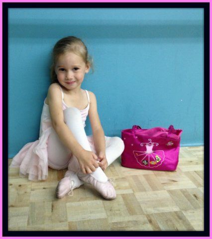 Edmunds Towers School of Dance - Logo