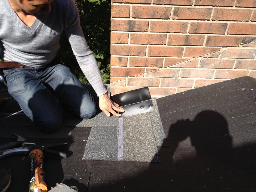 Eiffel Roofing &a; Landscaping Company Limited - Logo