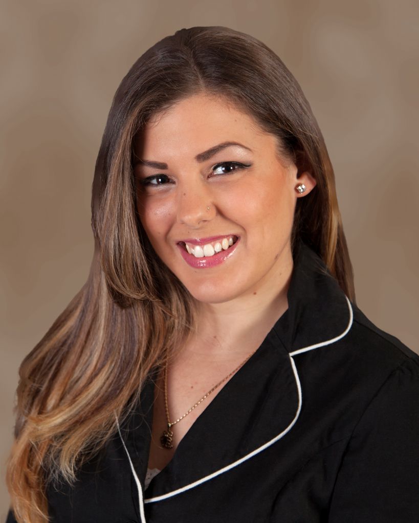 Elizabeth Robertson - CENTURY 21 Leading Edge Realty In - Logo