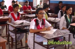 EMMANUEL MISSION SEN SEC. SCHOOL KALWAR ROAD, JHOTWARA, - Logo