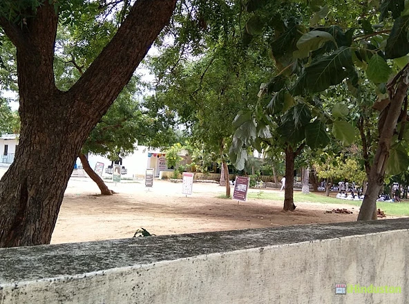 Eswarama School - Logo