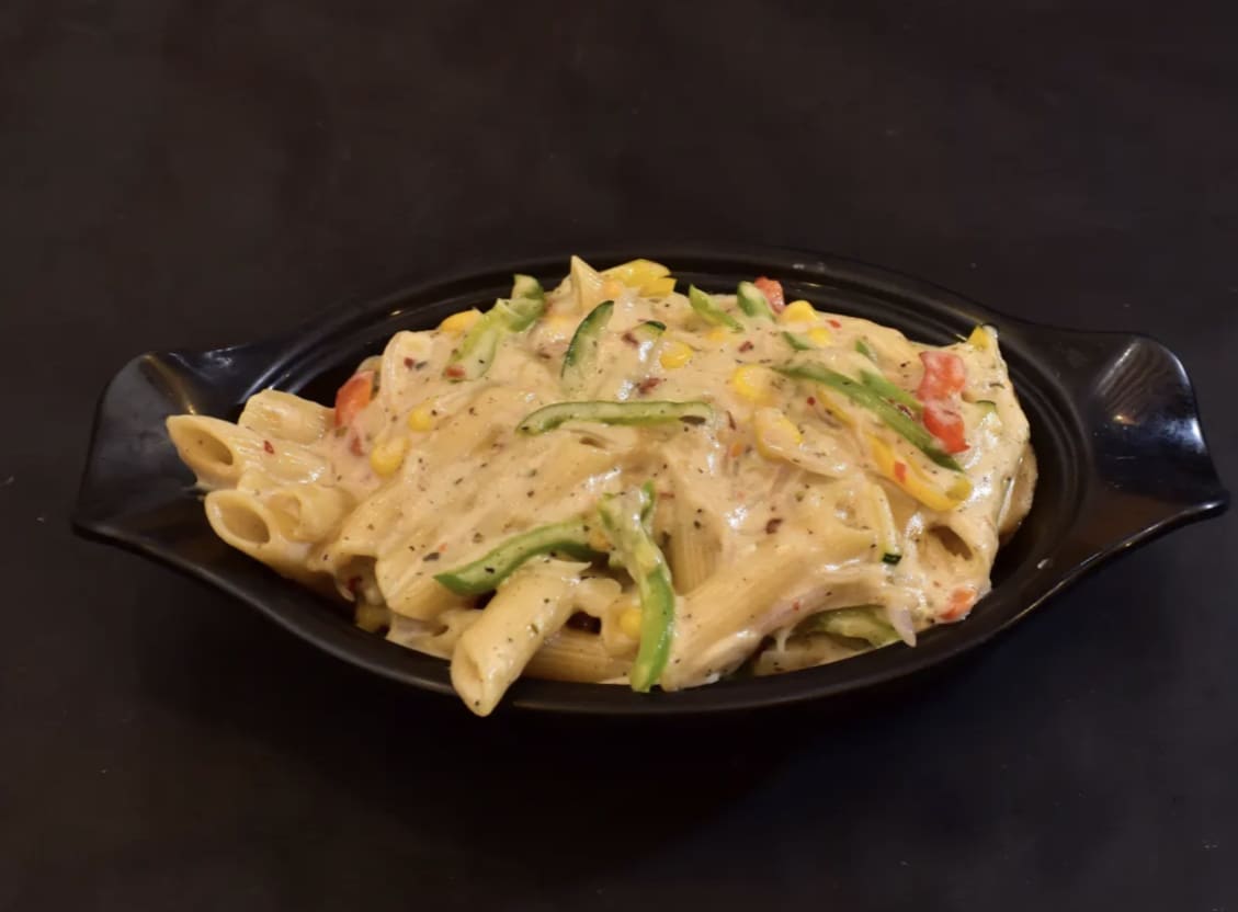 Everest Pasta - Logo