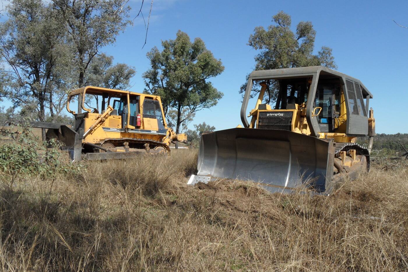 Ewen Hendren Dozer Hire Pty Ltd - Cover photo