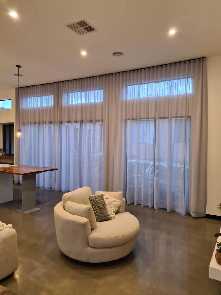 Exclusive Window Furnishing - Cover photo