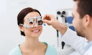 Eye Optician - Logo