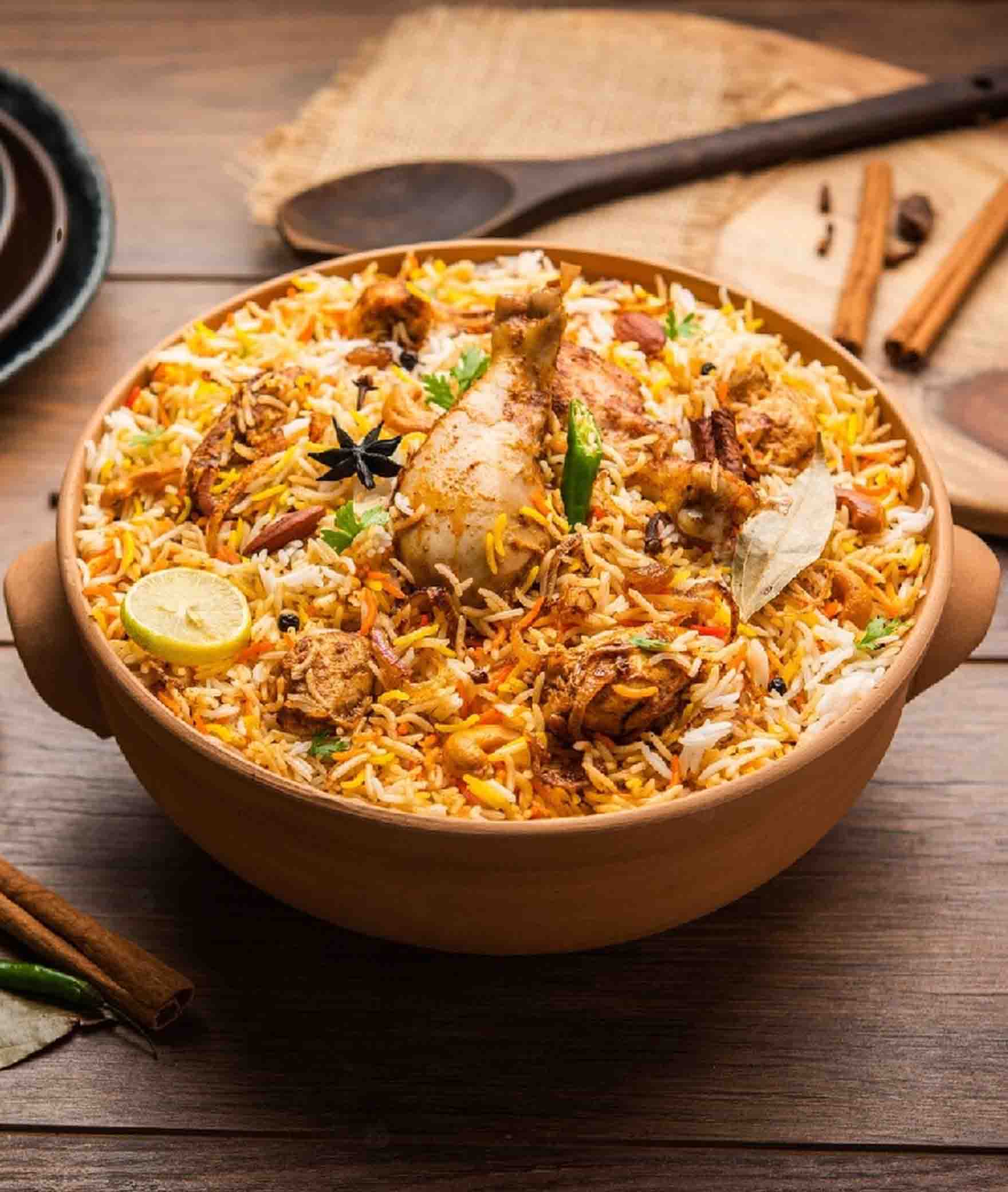Faheem Muradabadi Chicken Biryani Center - Logo