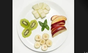 Falhari - A Fruitful Habit - Logo