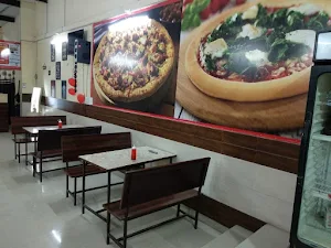 Family Pizza Corner - Logo