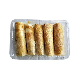 Famous Lunch Home - Logo