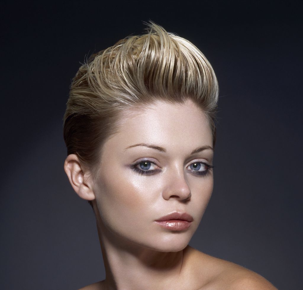 FARFALLA SALON - Cover photo
