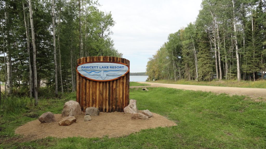 Fawcett Lake Resort - Logo