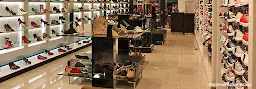 Femina Shoes - Logo