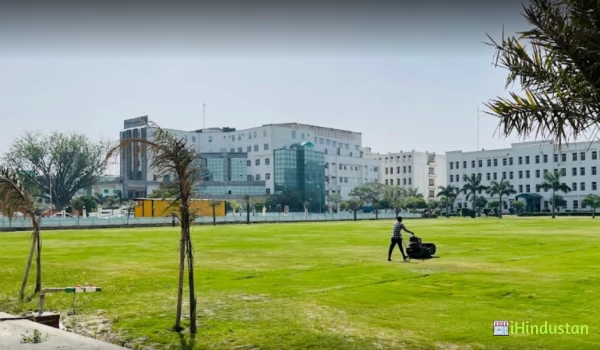F H Medical College & Hospital - Logo