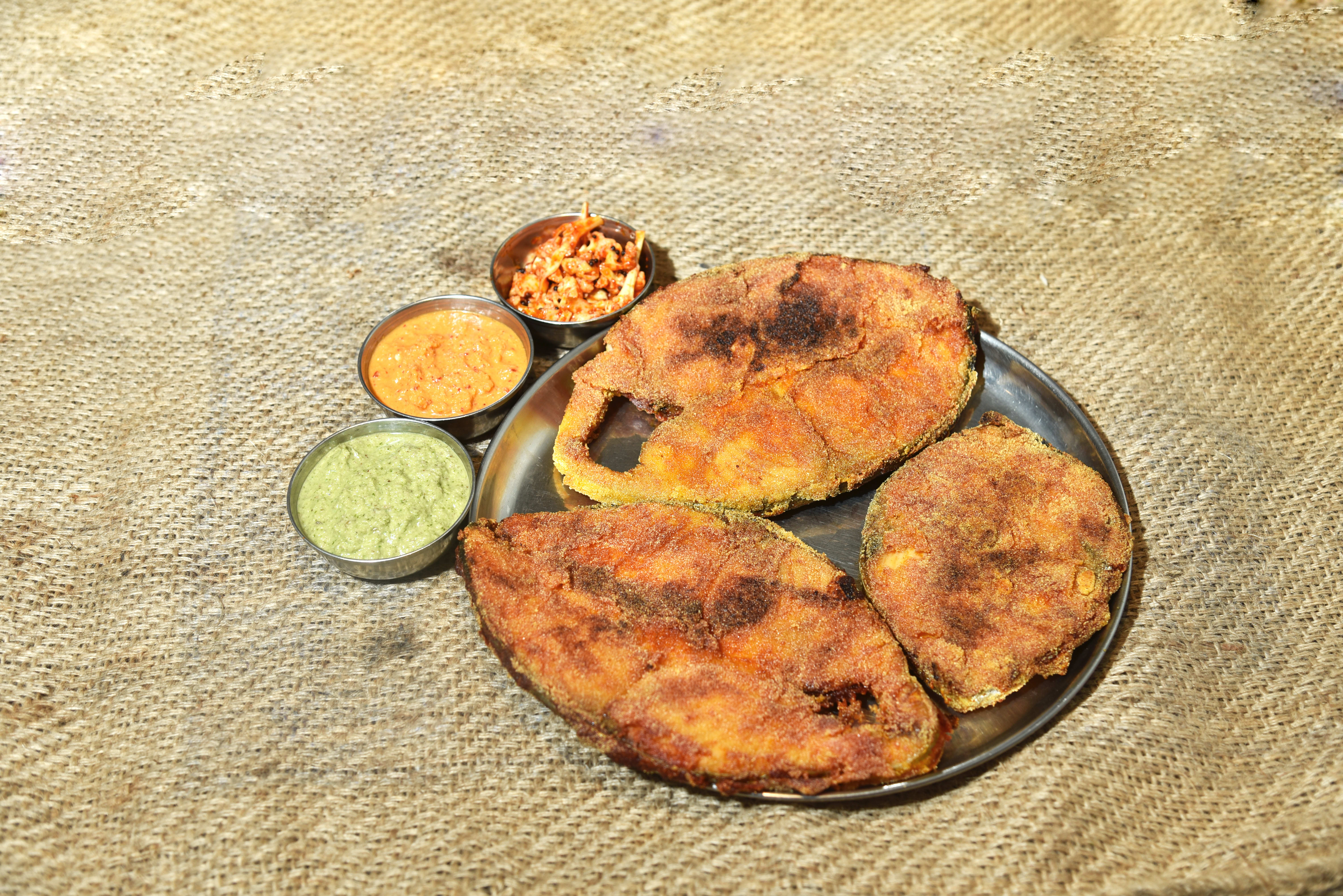 Fish Curry Rice - Logo