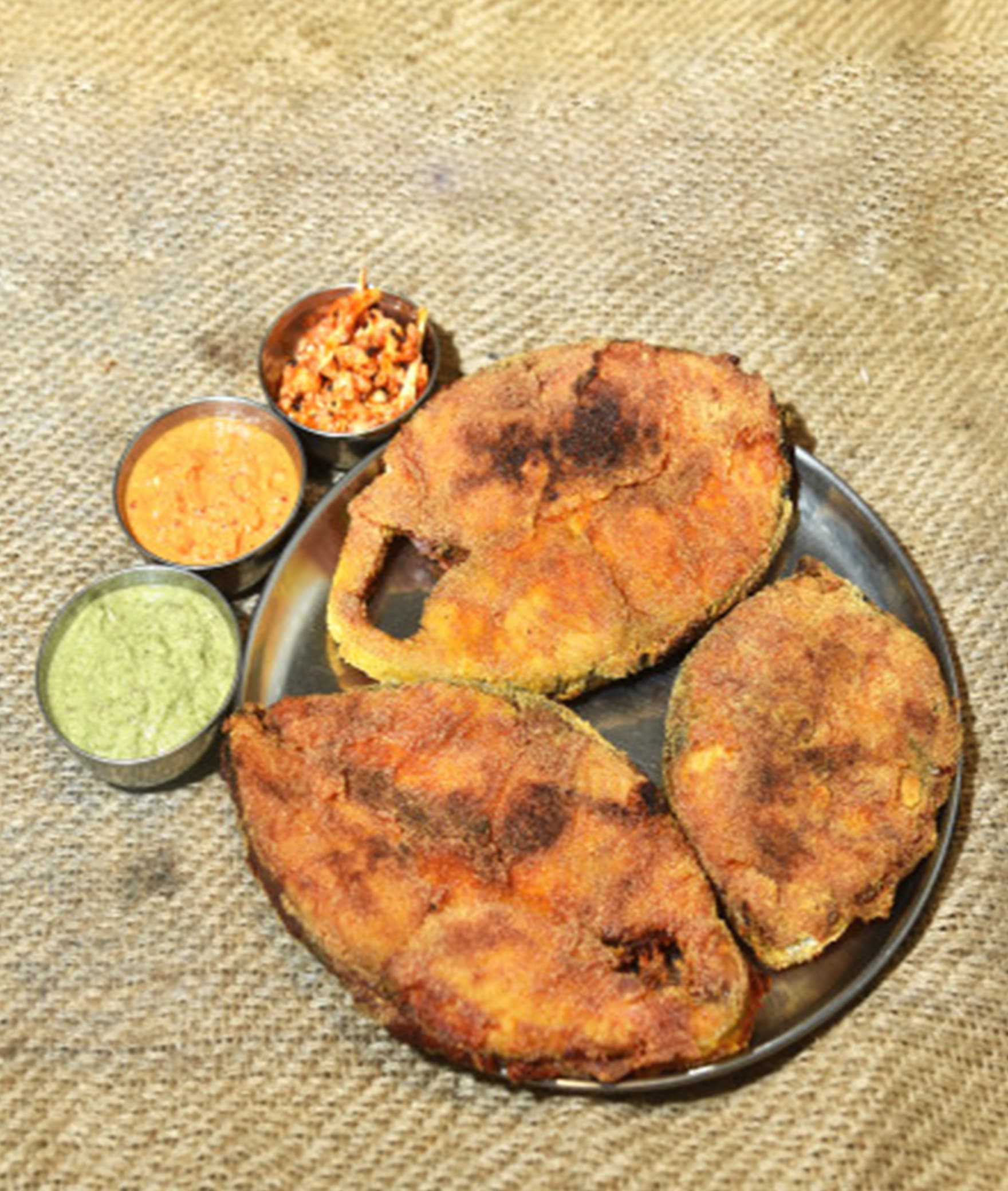 Fish Curry Rice - Logo