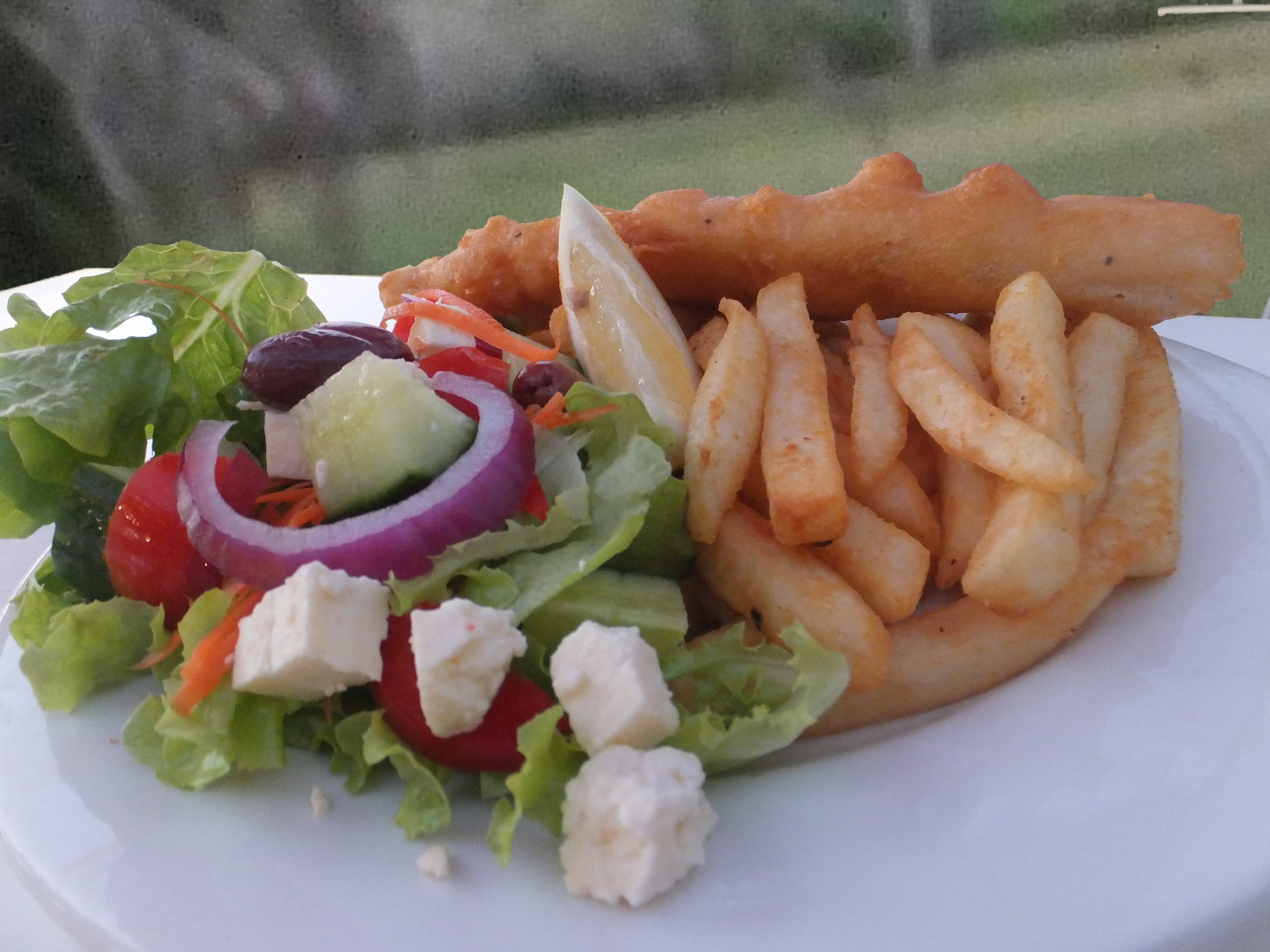 Fishtales Cafe - Logo