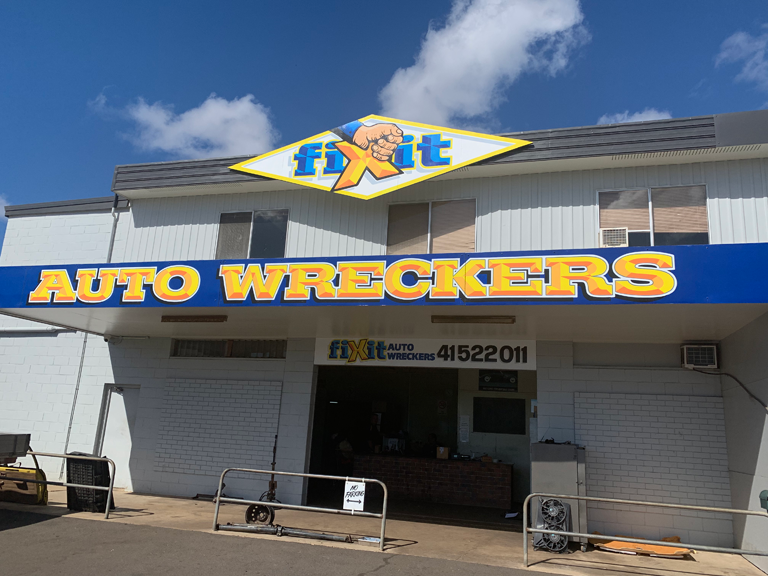 Fixit Auto Wreckers - Logo