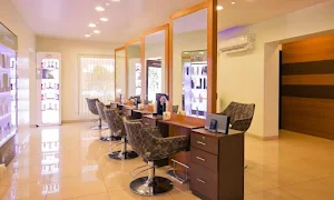 Flaunt Salon & Spa - Cover photo