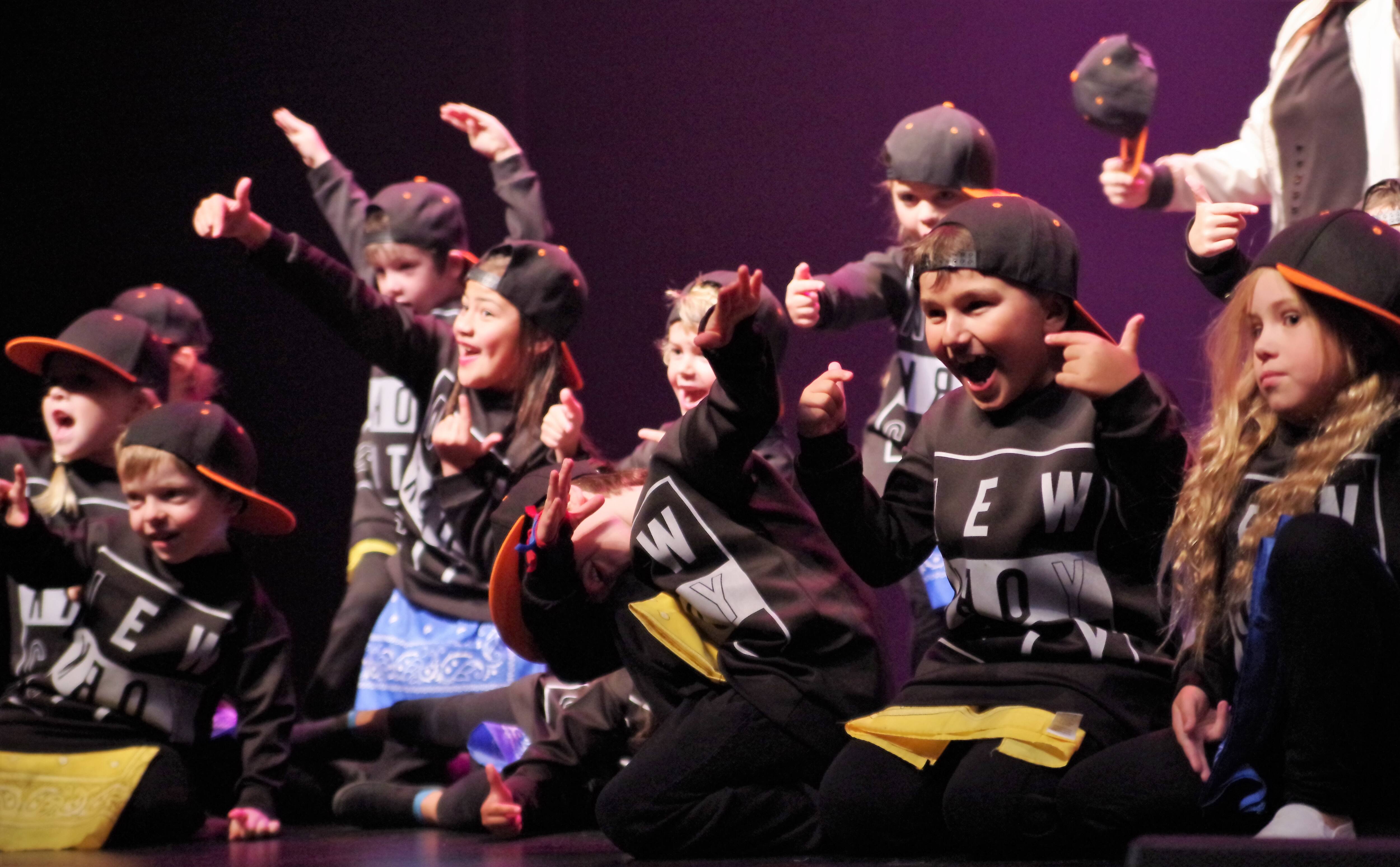 Flava Dance Studios - Logo