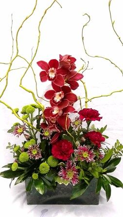 Floral Designs By Lee - Logo