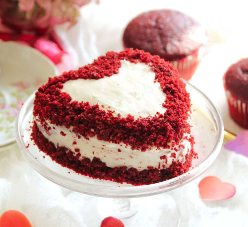Flower and Cake - Logo