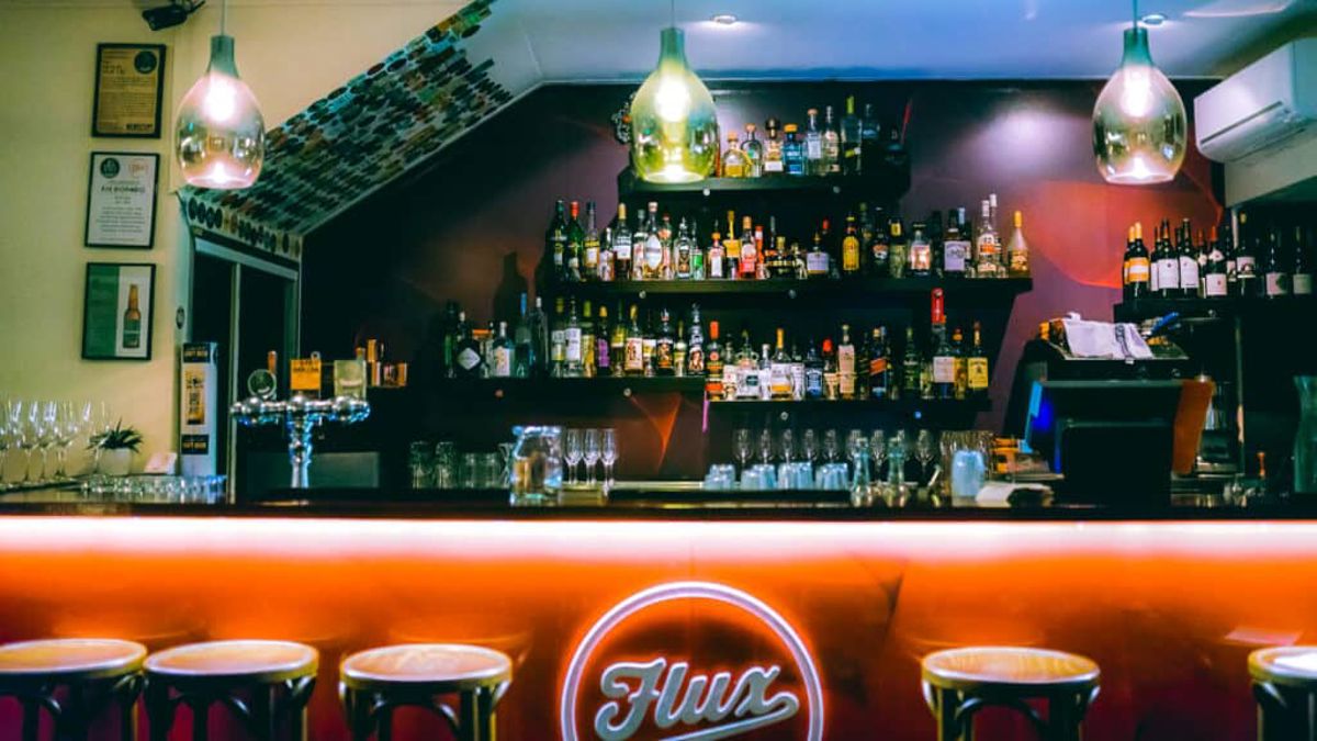 Flux Restaurant & Lounge - Logo