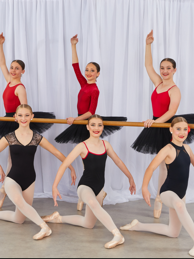 FNQ Dance Academy - Logo